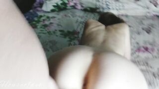 Hombre tiene Doggystyle joven amante y se corre en sus nalgas